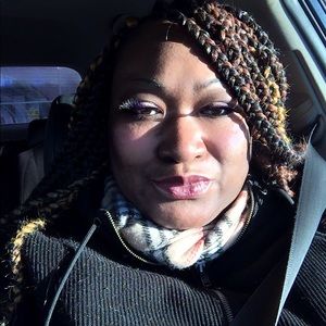 Meet your Posher, Antoinetta